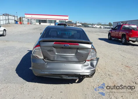 2012 Ford Fusion Se z USA, uszkodzony, nr VIN 3FAHP0HAXCR428387